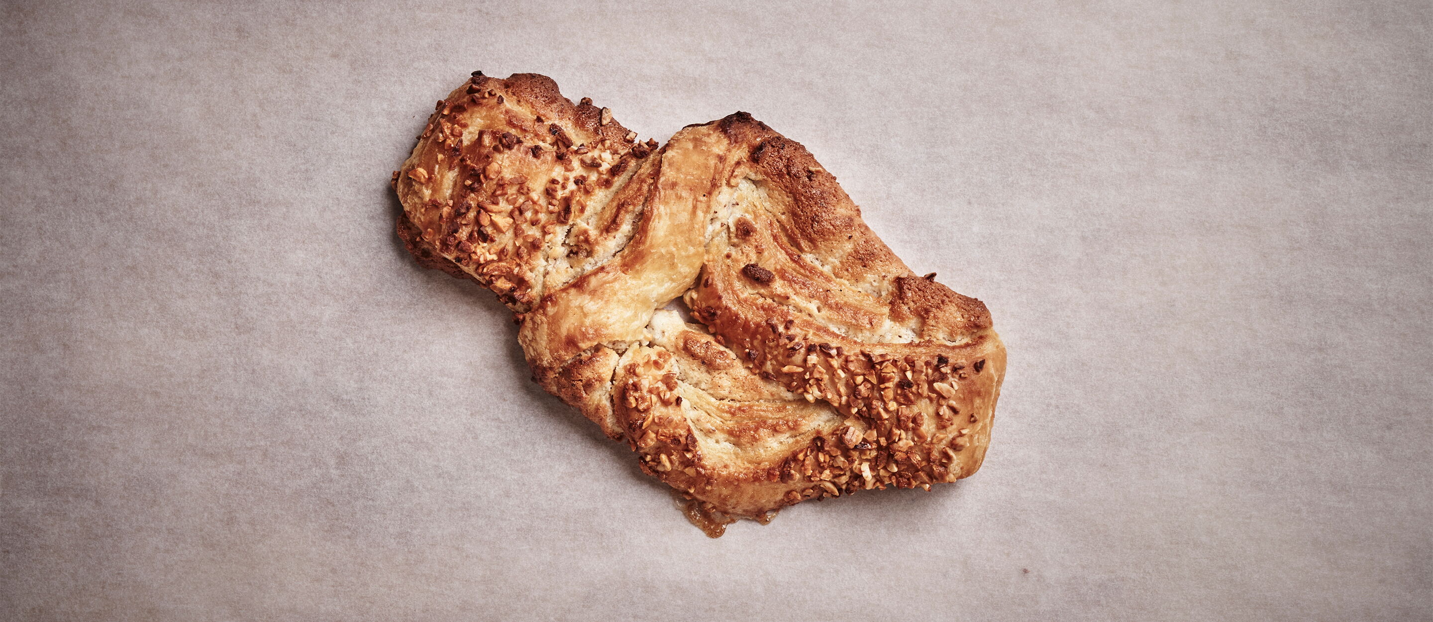 Zungenkuss-muehlen-baecker-heide-Thumbnail 2024-02 0756 2880x1250