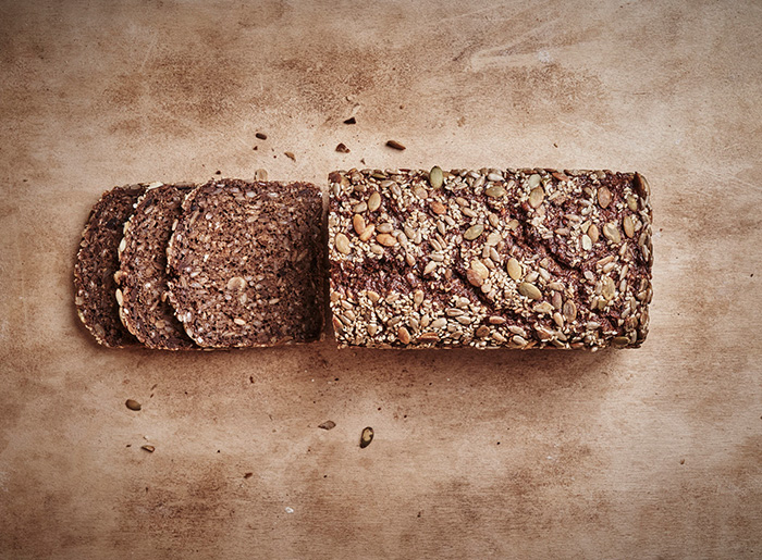 Dunkles Sonnenblumenbrot